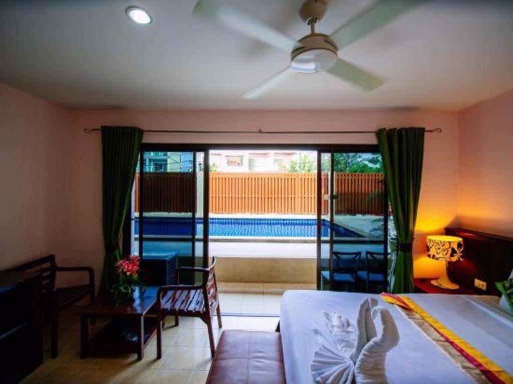 Hotel Oyo 343 Wanna Marine Patong Exteriér fotografie