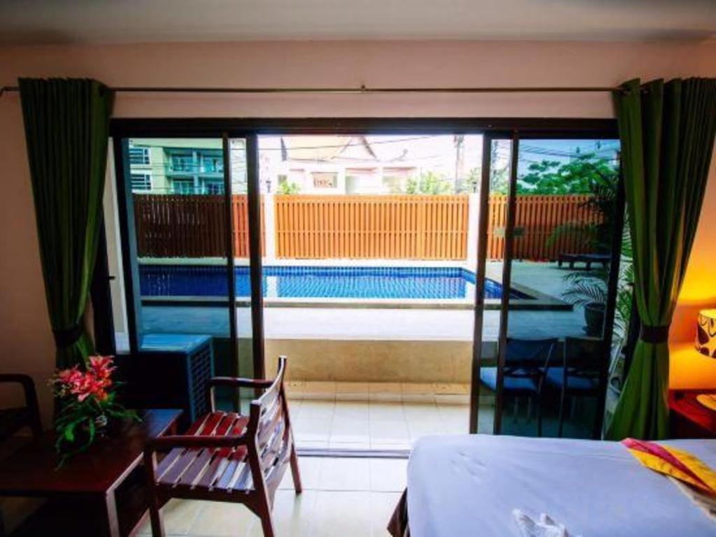 Hotel Oyo 343 Wanna Marine Patong Exteriér fotografie